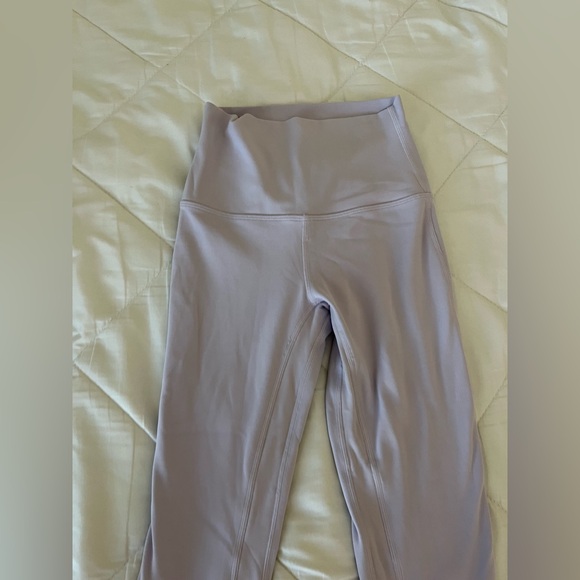 Lululemon aligns 7/8 high waist - Picture 1 of 4